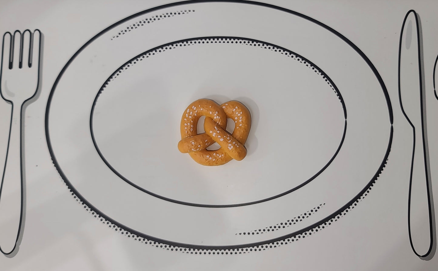 Soft Pretzel Magnet